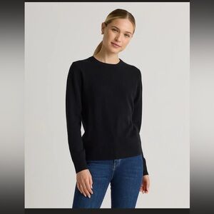 Quince Women's Black mongolian  cashmere Crew Neck Sweater